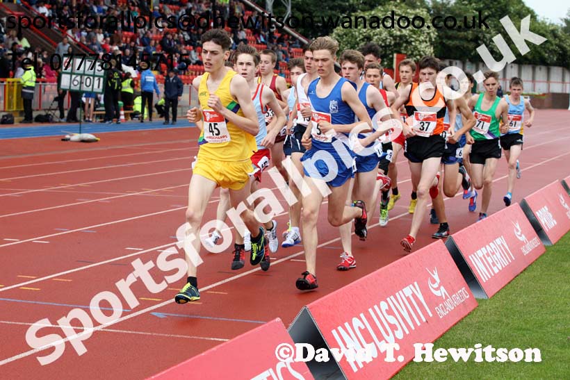 Inter boys 3000 metres, English Schools Track and Field. Photo: David T. Hewitson/Sports for All Pics